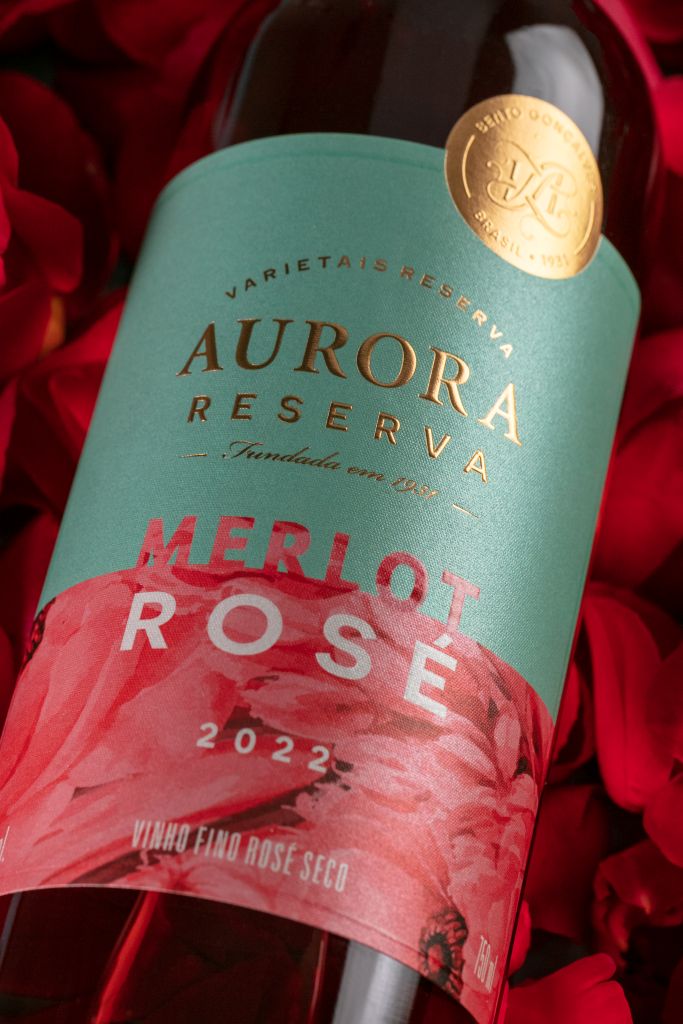 vinho rose aurora para jantares românticos