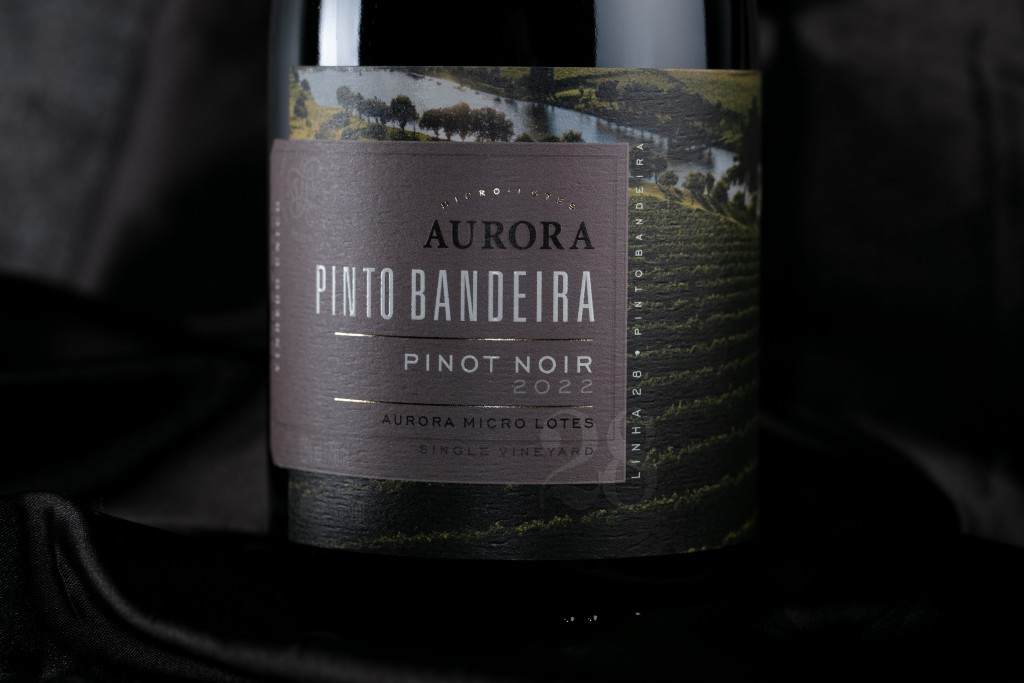 vinho de pinto bandeira da vinícola aurora